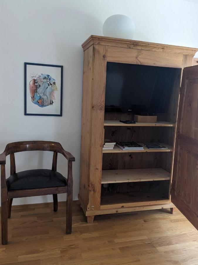 Wohnung Mit Terrasse Und Eigenem Parkplatz 나프부르크 외부 사진