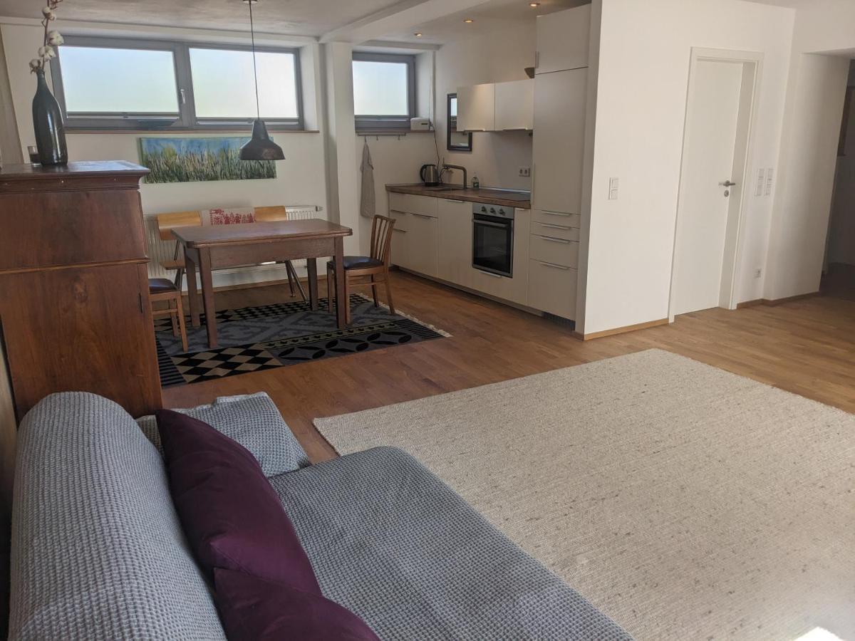 Wohnung Mit Terrasse Und Eigenem Parkplatz 나프부르크 외부 사진