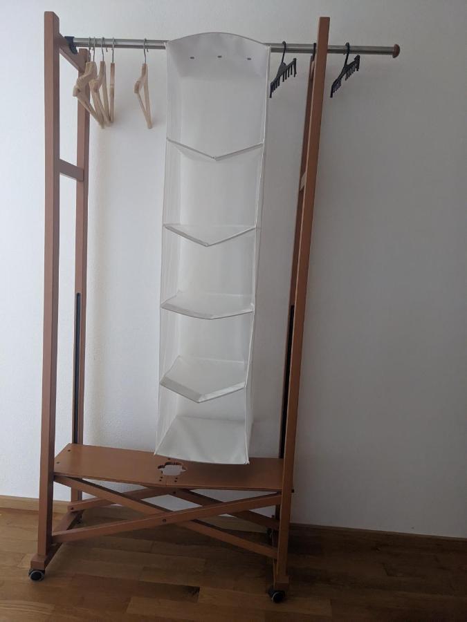 Wohnung Mit Terrasse Und Eigenem Parkplatz 나프부르크 외부 사진